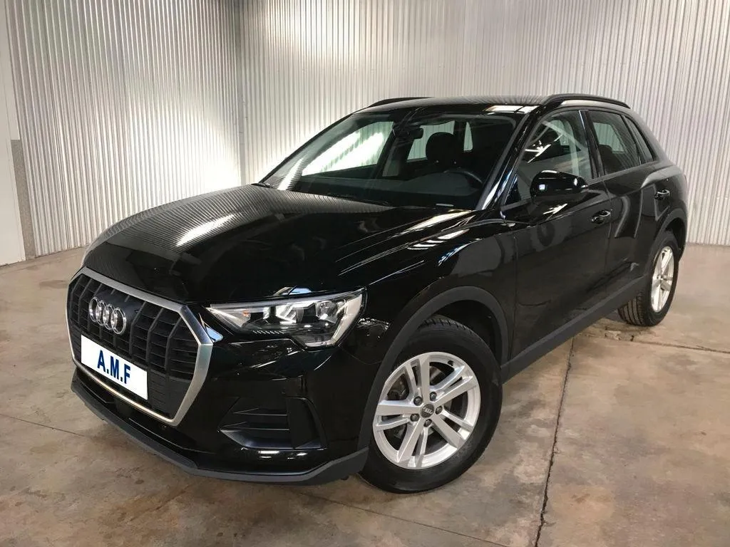 AUDI Q3 35 TFSI Business Advanced Image 1