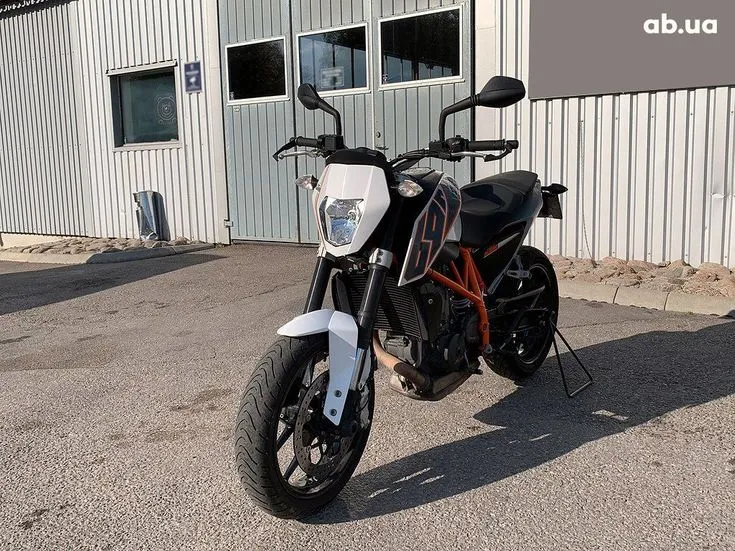 KTM 690 Image 1